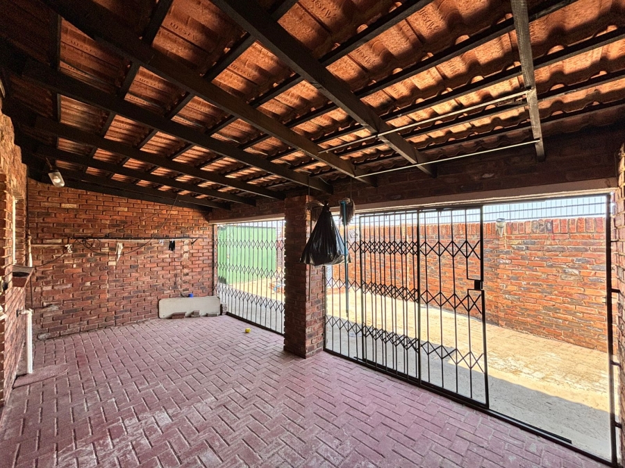 3 Bedroom Property for Sale in Parys Free State